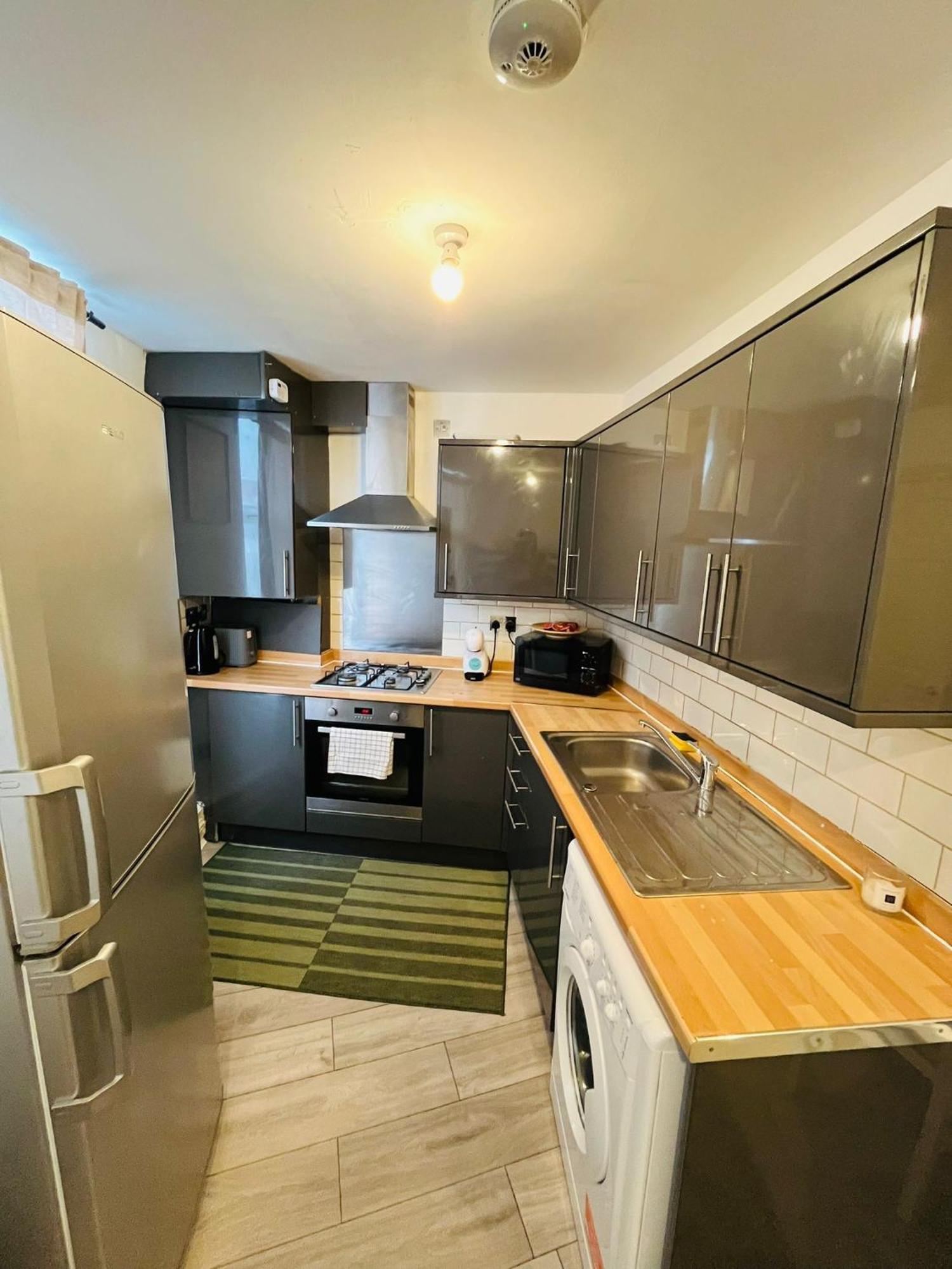 Willesden J Guest Home 4 London Bagian luar foto